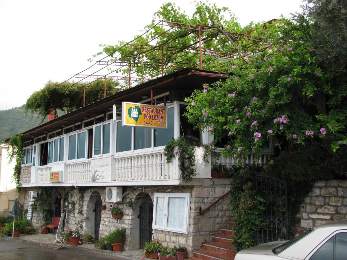 Apartments Pod Lozom With Seaview Petrovac ภายนอก รูปภาพ