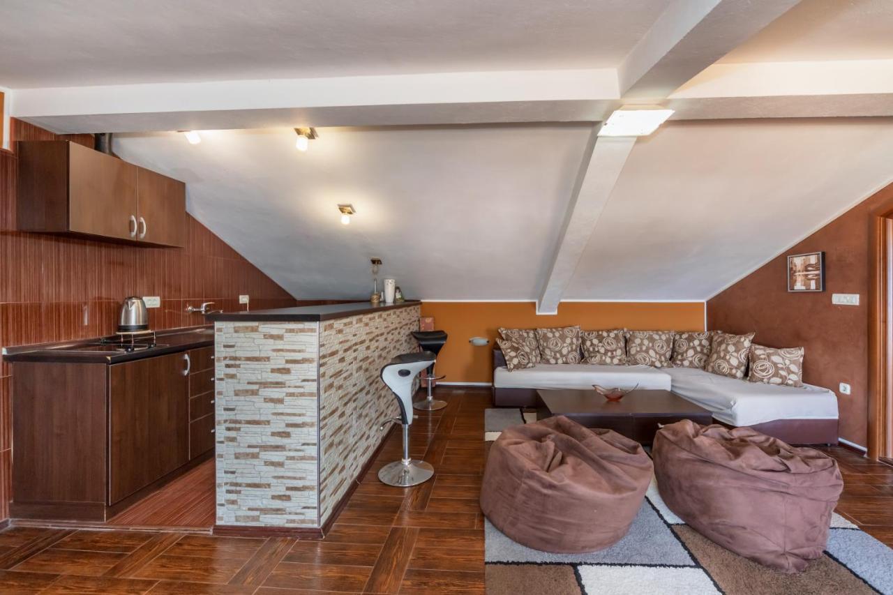 Apartments Pod Lozom With Seaview Petrovac ห้อง รูปภาพ