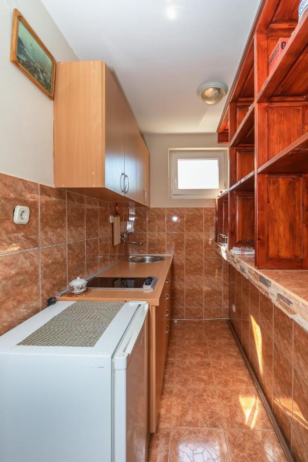 Apartments Pod Lozom With Seaview Petrovac ห้อง รูปภาพ