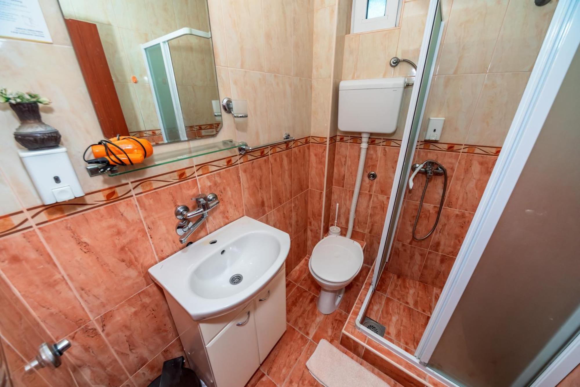 Apartments Pod Lozom With Seaview Petrovac ห้อง รูปภาพ