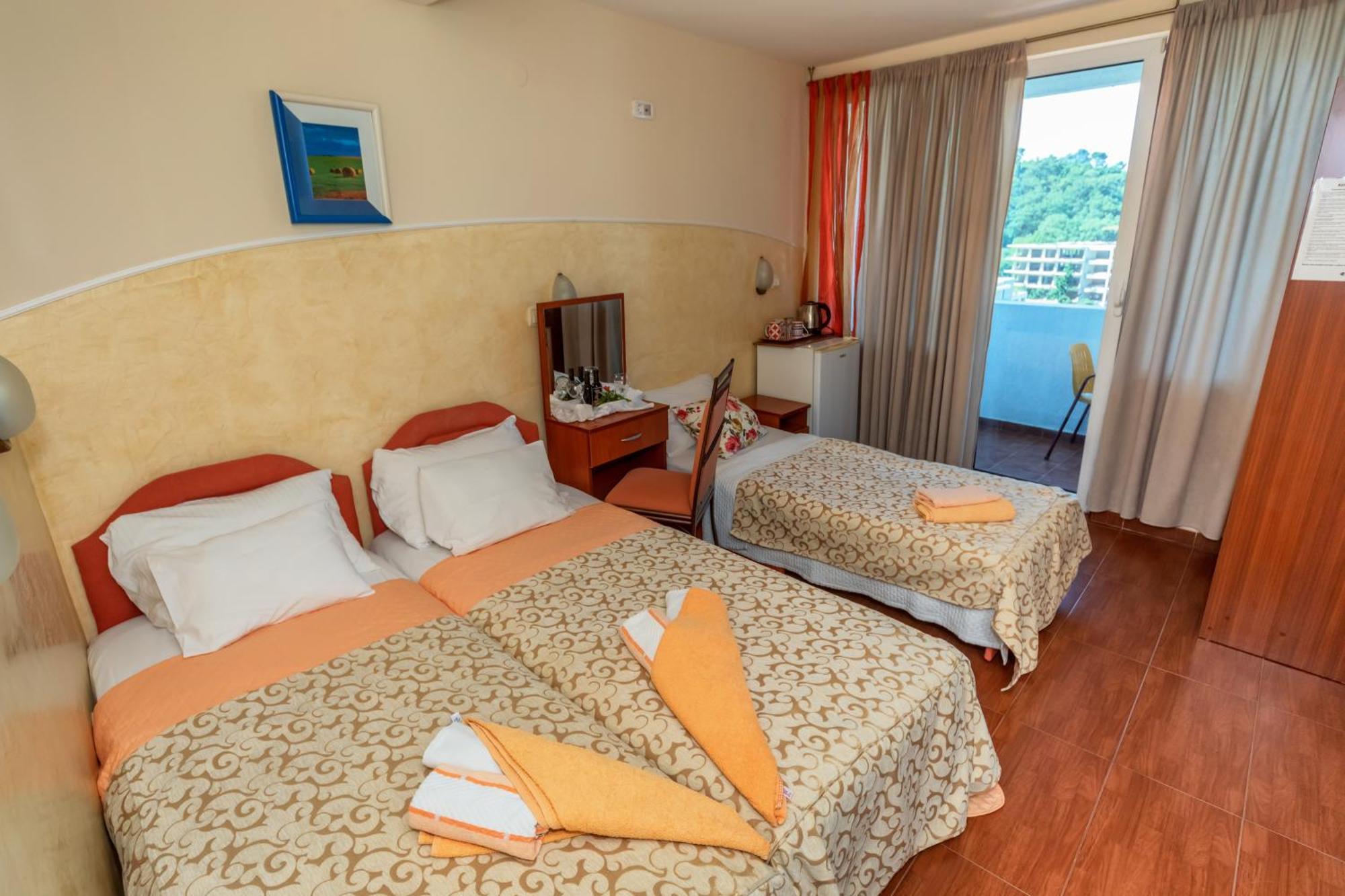 Apartments Pod Lozom With Seaview Petrovac ห้อง รูปภาพ